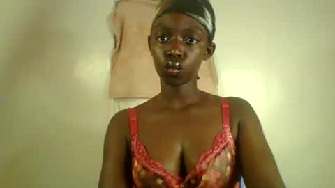 Snapshot of pretty_hearts chatting on 03.19.26 Shillah online show from 03.19.26