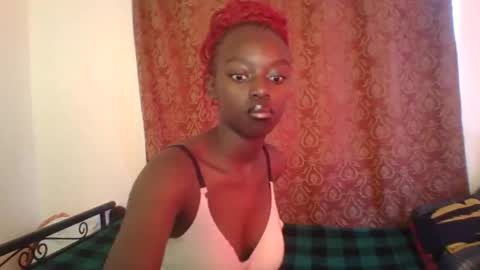 Snapshot of pretty_hearts chatting on 03.27.26 Shillah online show from 03.27.26