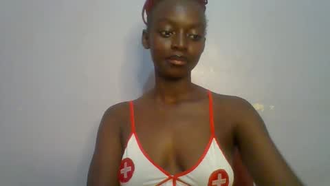 Snapshot of pretty_hearts chatting on 04.03.26 Shillah online show from 04.03.26