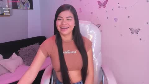 Snapshot of pretty_johnson_ chatting on 03.22.26 pretty online show from 03.22.26