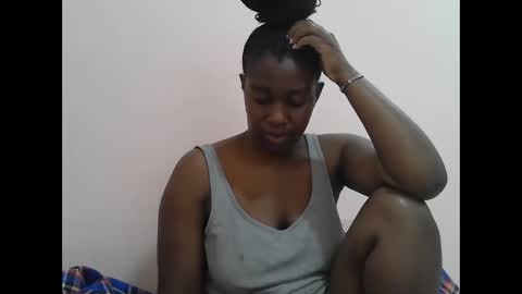 Snapshot of pretty_kylah chatting on 09.25.25 pretty_kylah online show from 09.25.25