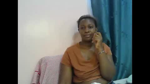 Snapshot of pretty_kylah chatting on 10.04.25 pretty_kylah online show from 10.04.25