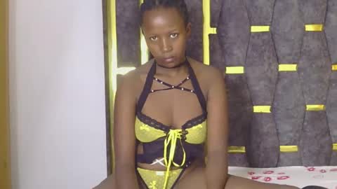 pretty_marslady online show from 10.23.25