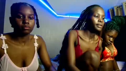 Snapshot of pretty_nyra chatting on 06.28.26 Nyra online show from 06.28.26