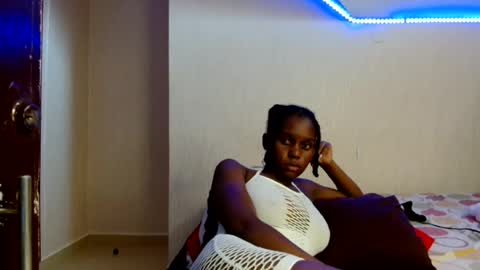 Snapshot of pretty_nyra chatting on 07.14.26 Nyra online show from 07.14.26