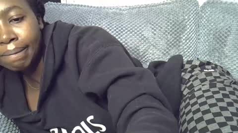 pretty_petite24 online show from 06.29.26