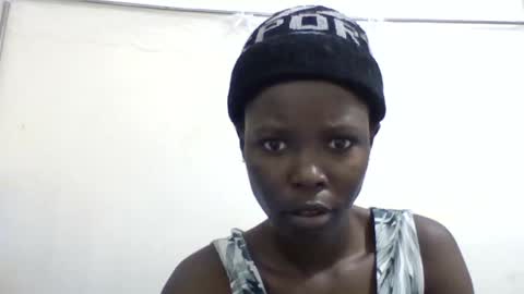 pretty_petite_ebony online show from 06.15.26
