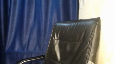 Nicki online show from 10.18.25