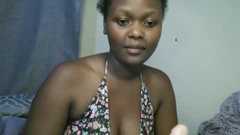 pretty_shanz online show from 10.17.25