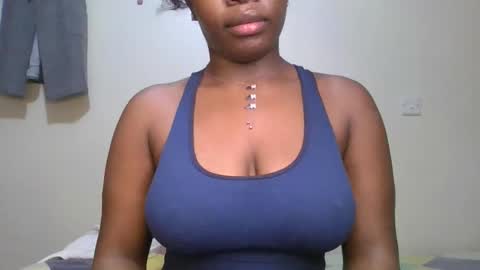 pretty_shila online show from 10.27.25