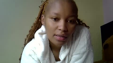 Snapshot of prettybamb chatting on 03.27.26 prettybamb online show from 03.27.26