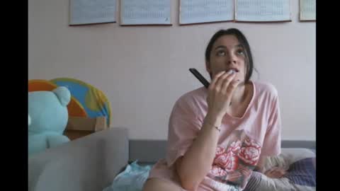 Bella online show from 01.31.25