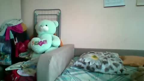 Snapshot of prettybella_7 chatting on 04.24.26 Bella online show from 04.24.26