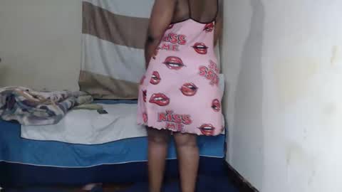 Snapshot of prettyblack25 chatting on 01.08.26 Cindy online show from 01.08.26