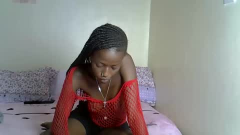 Snapshot of prettybunnny chatting on 02.08.26 Bunny online show from 02.08.26