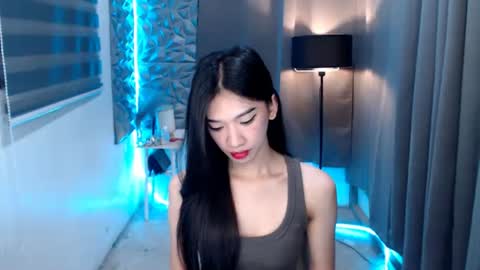 ASHLEY online show from 02.23.25