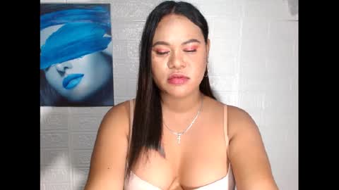 Snapshot of prettydiannara chatting on 01.11.25 prettydiannara online show from 01.11.25