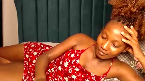 Mary online show from 11.15.25