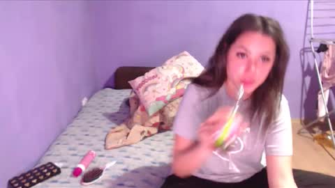 prettyjulliette online show from 02.28.25