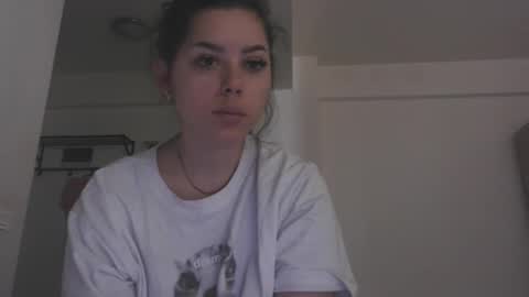 prettyjulliette online show from 11.21.25