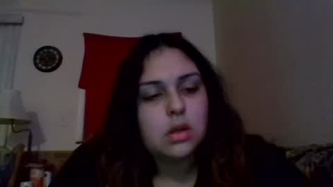 Snapshot of prettylillyy02 chatting on 01.25.25 lilly333 online show from 01.25.25