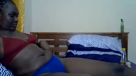 Snapshot of prettyliz30 chatting on 06.12.26 LILIAN online show from 06.12.26