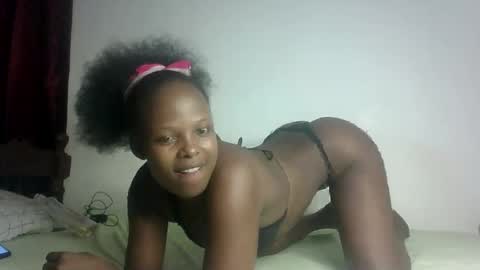 Snapshot of prettymelly_ chatting on 02.26.25 Melly online show from 02.26.25