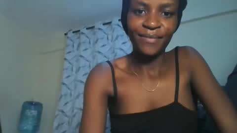 Snapshot of prettypussy_24 chatting on 05.25.26 prettypussy_24 online show from 05.25.26