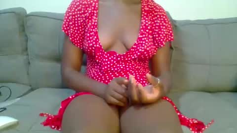 Snapshot of prettyqueen254 chatting on 12.08.24 pretty queen online show from 12.08.24