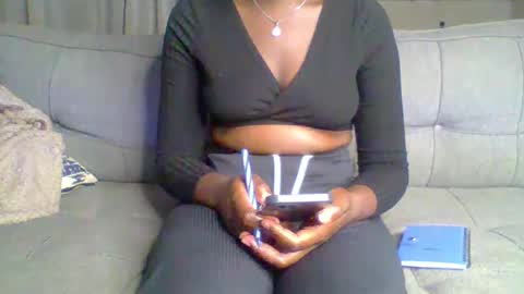 Snapshot of prettyqueen254 chatting on 02.23.25 pretty queen online show from 02.23.25