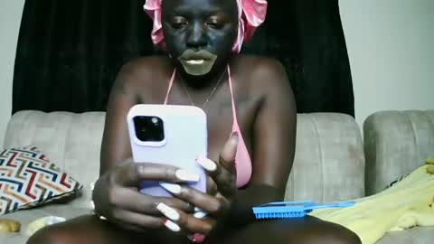 prettyreen online show from 02.24.25