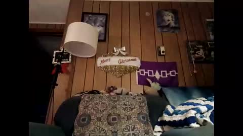 prettysolid7 online show from 12.04.25