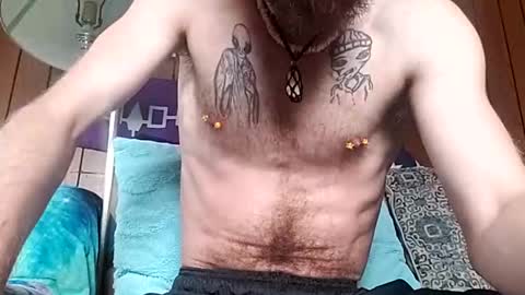 prettysolidd7 online show from 12.03.24