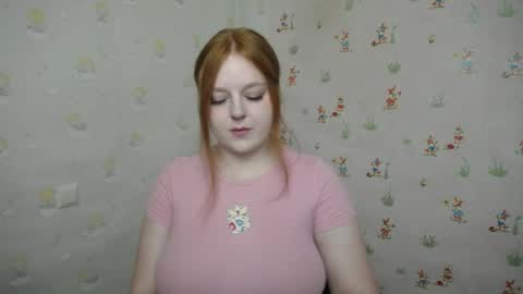 Snapshot of prettyvalerii_ chatting on 06.24.26 Valeri online show from 06.24.26