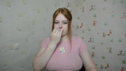 Snapshot of prettyvalerii_ chatting on 07.08.26 Valeri online show from 07.08.26