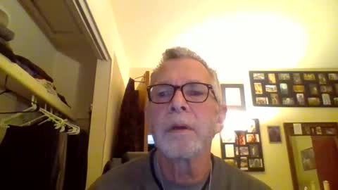 Snapshot of primalpassion chatting on 12.31.24 slut4ever online show from 12.31.24