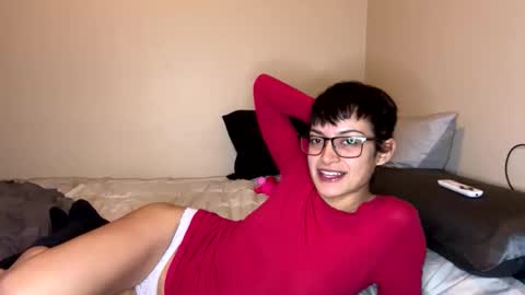 Snapshot of princ3ssarii chatting on 12.16.25 Princess Arii online show from 12.16.25