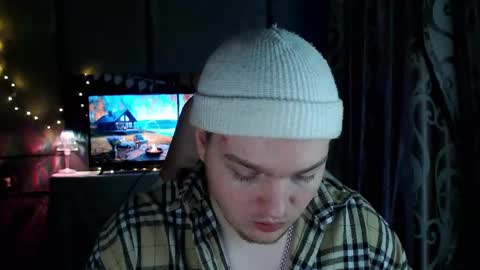 Snapshot of princ4real chatting on 02.12.25 prince online show from 02.12.25