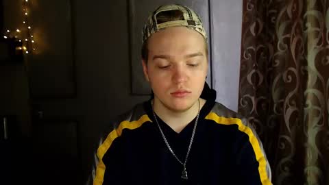 Snapshot of princ4real chatting on 03.03.25 prince online show from 03.03.25