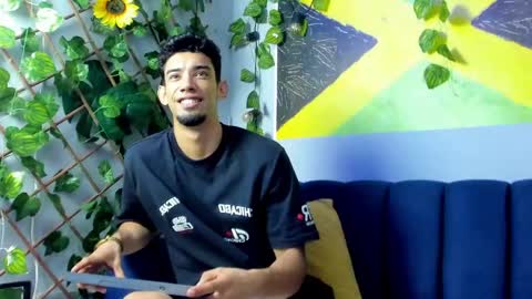 prince_arthur77 online show from 10.15.25