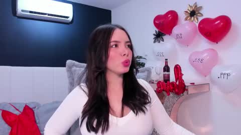 Snapshot of prince_mia2 chatting on 02.14.26 Mia online show from 02.14.26