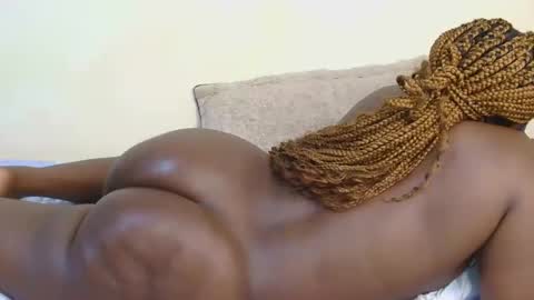 Queen of nyash online show from 04.14.26