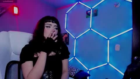 Snapshot of princesita_valija chatting on 10.23.25 Beth online show from 10.23.25