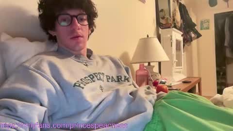 Peaches online show from 12.14.25