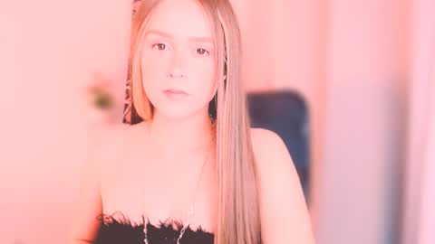 ArianaJoliiee online show from 11.11.25