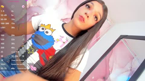 Snapshot of princess_sharon chatting on 01.10.25 Sharon online show from 01.10.25