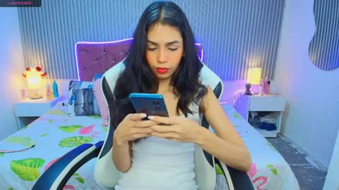 princess_skinny18 online show from 06.07.26