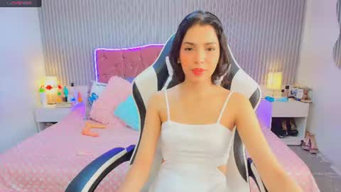 princess_skinny18 online show from 06.20.26