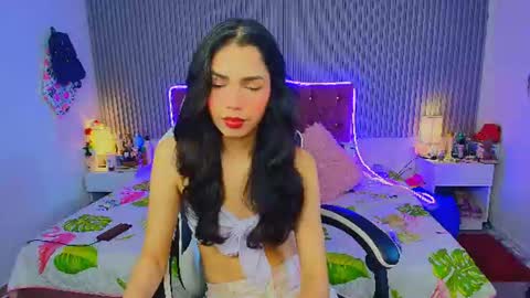 princess_skinny18 online show from 07.09.26