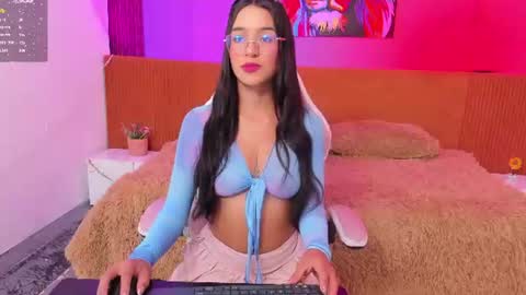 Mia online show from 06.16.26